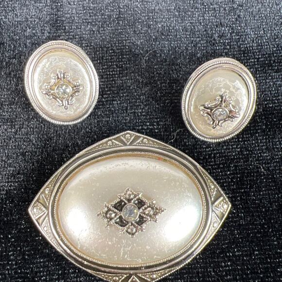 Vintage Avon Pin and Earring Set Earrings can be worn three ways Silver Metal - Picture 4 of 11